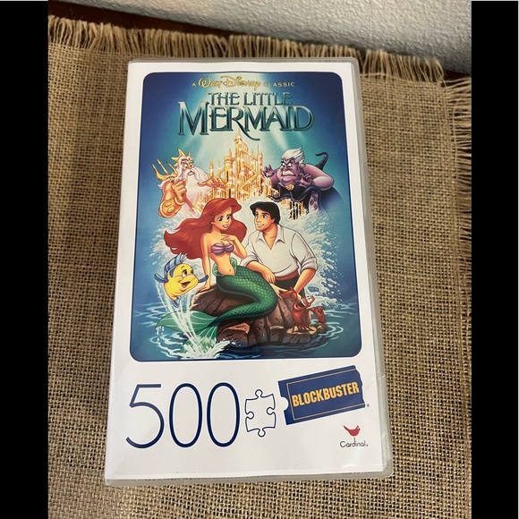 Disney The Little Mermaid 500 Piece Puzzle Blockbuster VHS Case Edition - Picture 5 of 5